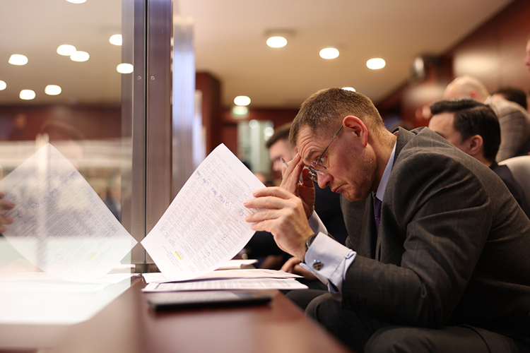 Доходы и расходы увеличат на 50 млрд и 54 млрд рублей соответственно. При этом дефицит останется неизменным по сравнению с первым чтением — 13,8 миллиарда