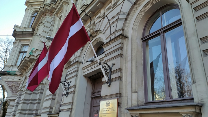 Латвия хочет захватить Калининград. Это история о затруднительном положении