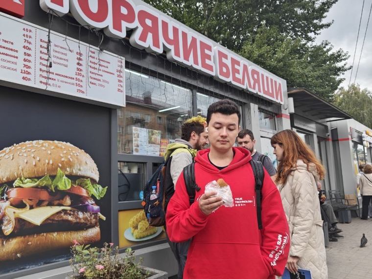 Айтишники из других городов высоко оценили беляши у ОмГТУ 