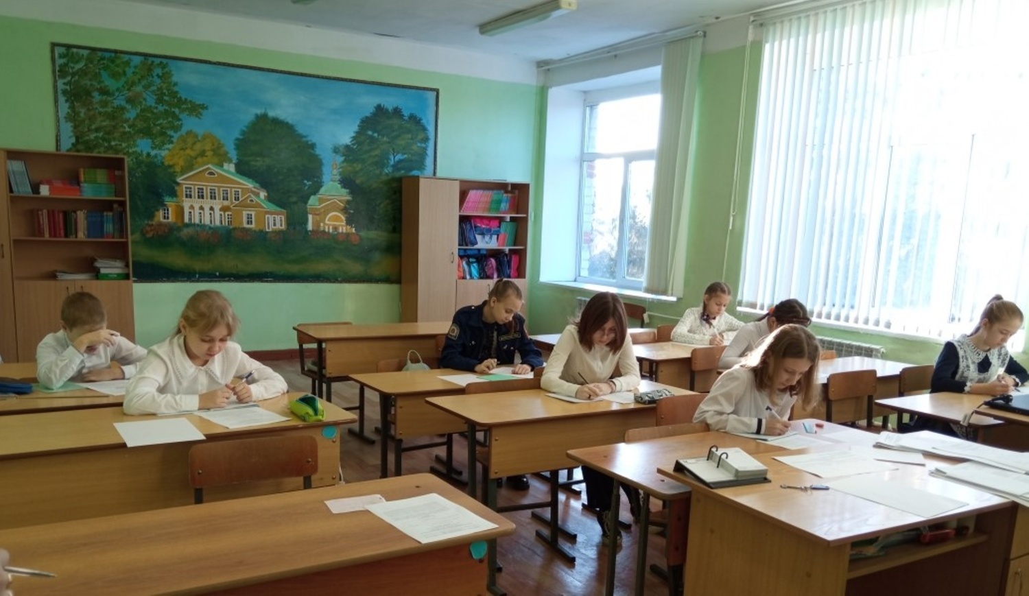 Школа 40 сколько учеников. Школьный период. Вадинск Пензенская область школа. Култаевская средняя школа ученики 2022.