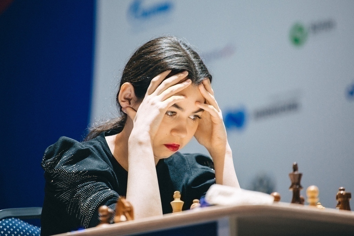 Горячкина сыграла вничью с индийской шахматисткой в 12-м туре