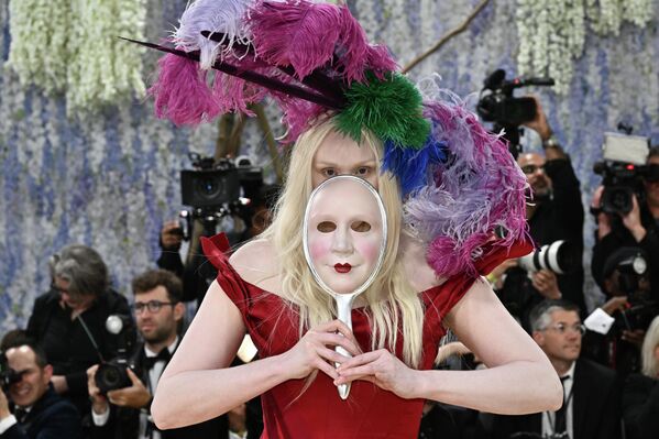 Gwendoline Christie на Met Gala 2026 в Нью-Йорке. - Sputnik Грузия