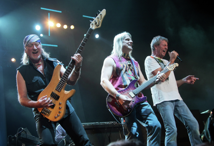 Коллектив отпраздновал 40-летие на сцене «Татнефть Арены» в 2008 году, подарив казанцам полуторачасовое шоу