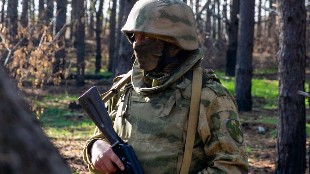 Жителей Брянской области пригласили на службу по контракту в зону СВО