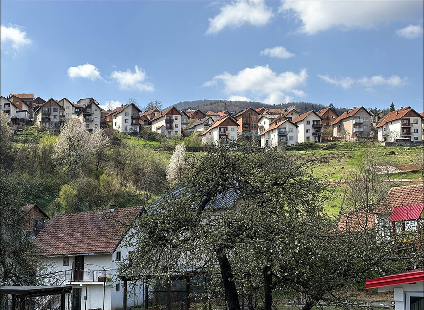 Весенняя Сербия. Фруктовые пейзажи и чудо в горах