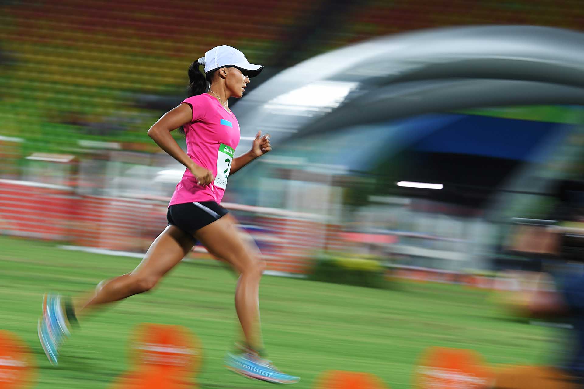 Современное пятиборье на олимпийских играх. Десятиборье в легкой атлетике. Современное пятиборье бег. Пятиборье женщины. Современное пятиборье на олимпийских играх.