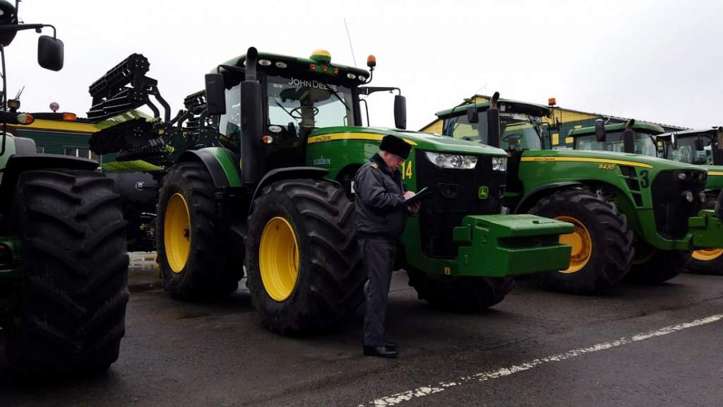 В Курской области за неделю проверили почти 1000 единиц сельхозтехники