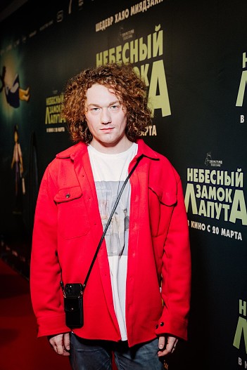 Миша Гурай