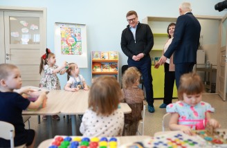Губернатор Челябинской области Алексей Текслер работает в Магнитогорске. Автор фото - Наиль Фаттахов