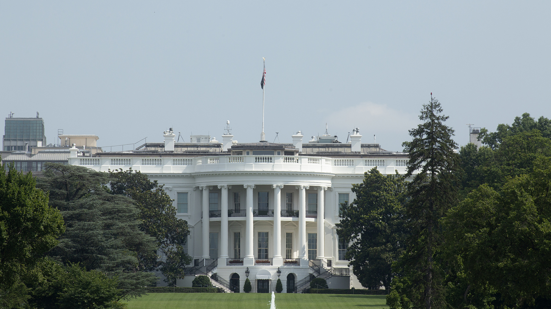 белый дом закрыт. белый дом (the white house), вашингтон 4k. белый дом закрыт. белый дом -резиденция президента сша фото. вашингтон белый дом резиденция.