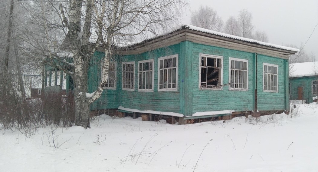 В Шошке старую школу пустят на дрова