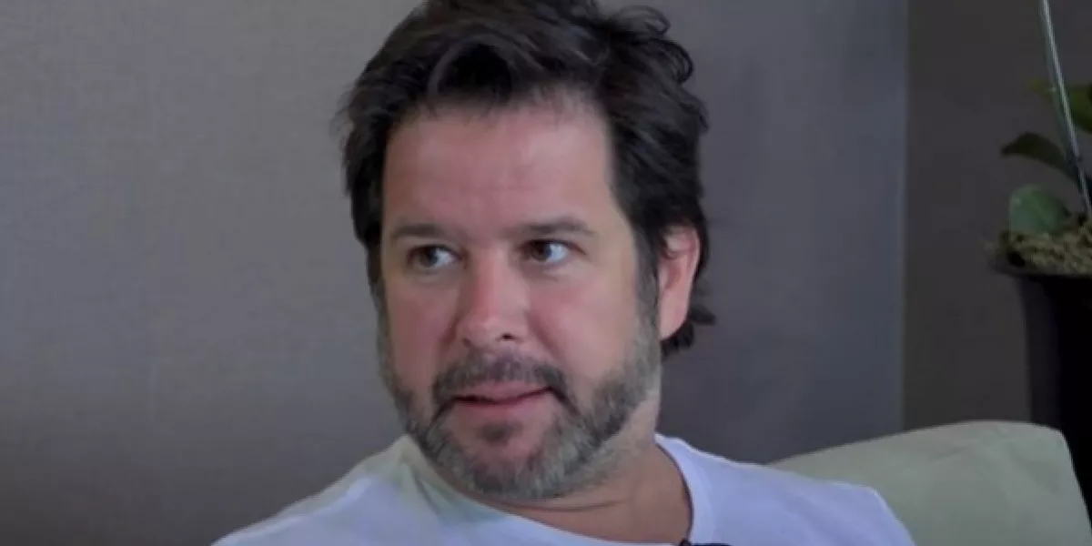 Мурилу бенисиу лукас. Лукас клон актер. Мурилу бенисиу лукас. Режинальдо фария. Мурило бенисио клон.