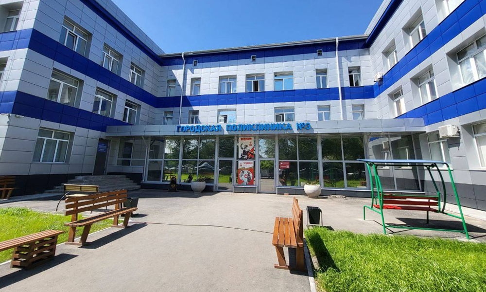 Омская поликлиника приняла уже 5 тысяч пациентов после капремонта