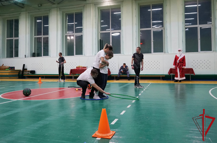 Семья сотрудника СОБР заняла первое место в ведомственных соревнованиях «Папа, мама, я – росгвардейская семья»