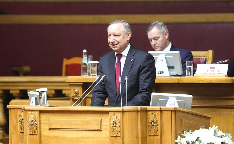 Александр Беглов