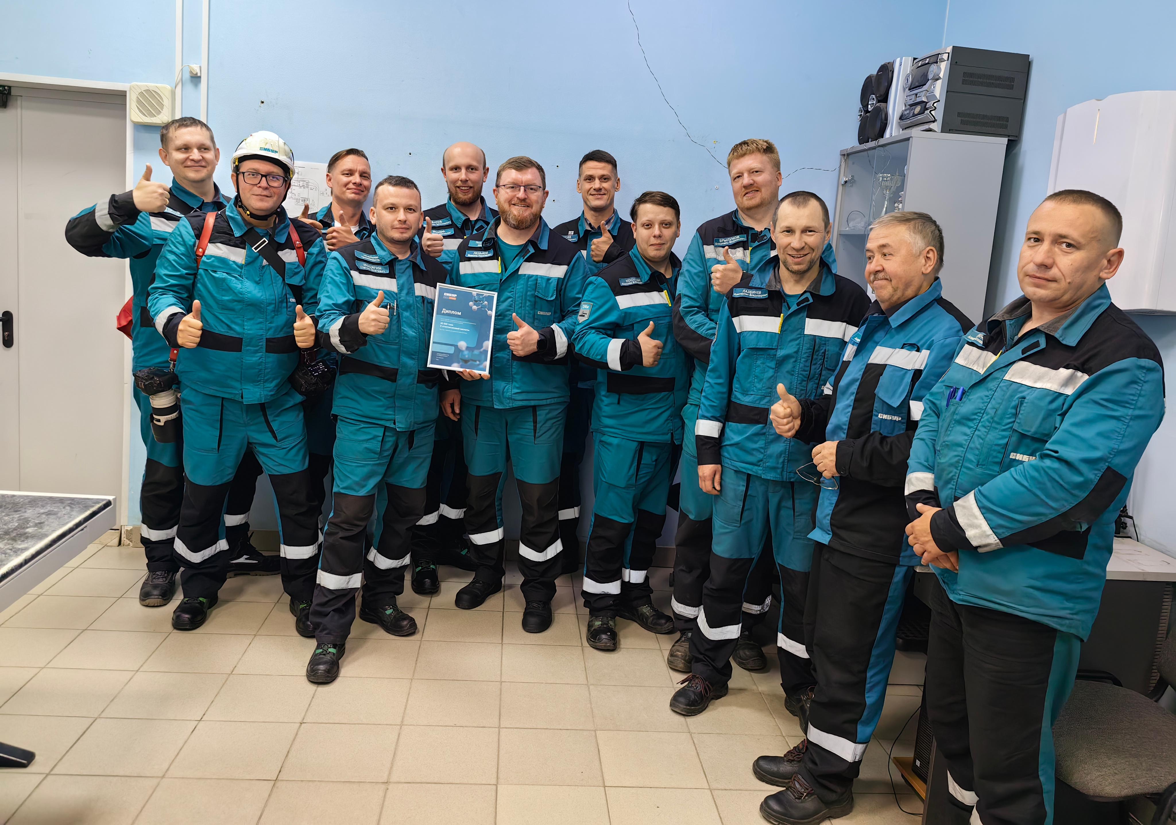 «Сибур-Химпром» выпустил юбилейную тонну карбоновой кислоты