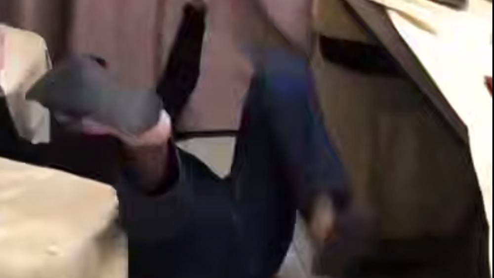 Седая ночь со скандалом опустилась на Брянскую таможню