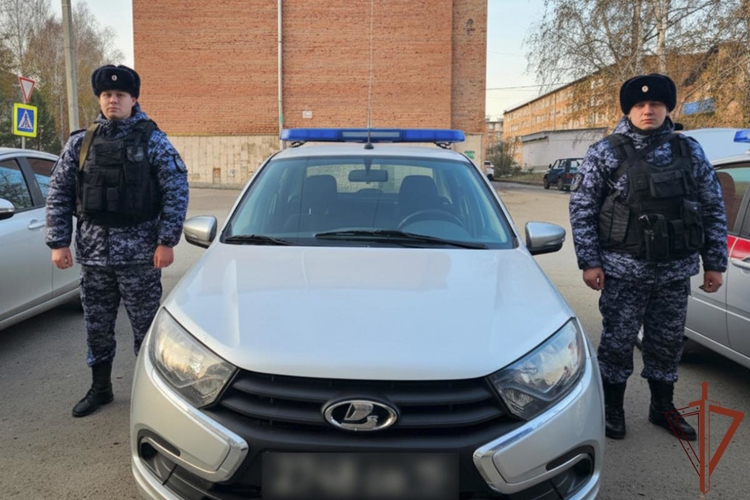 В Кемеровской области росгвардейцы помогли найти пропавшую пенсионерку с нарушением памяти