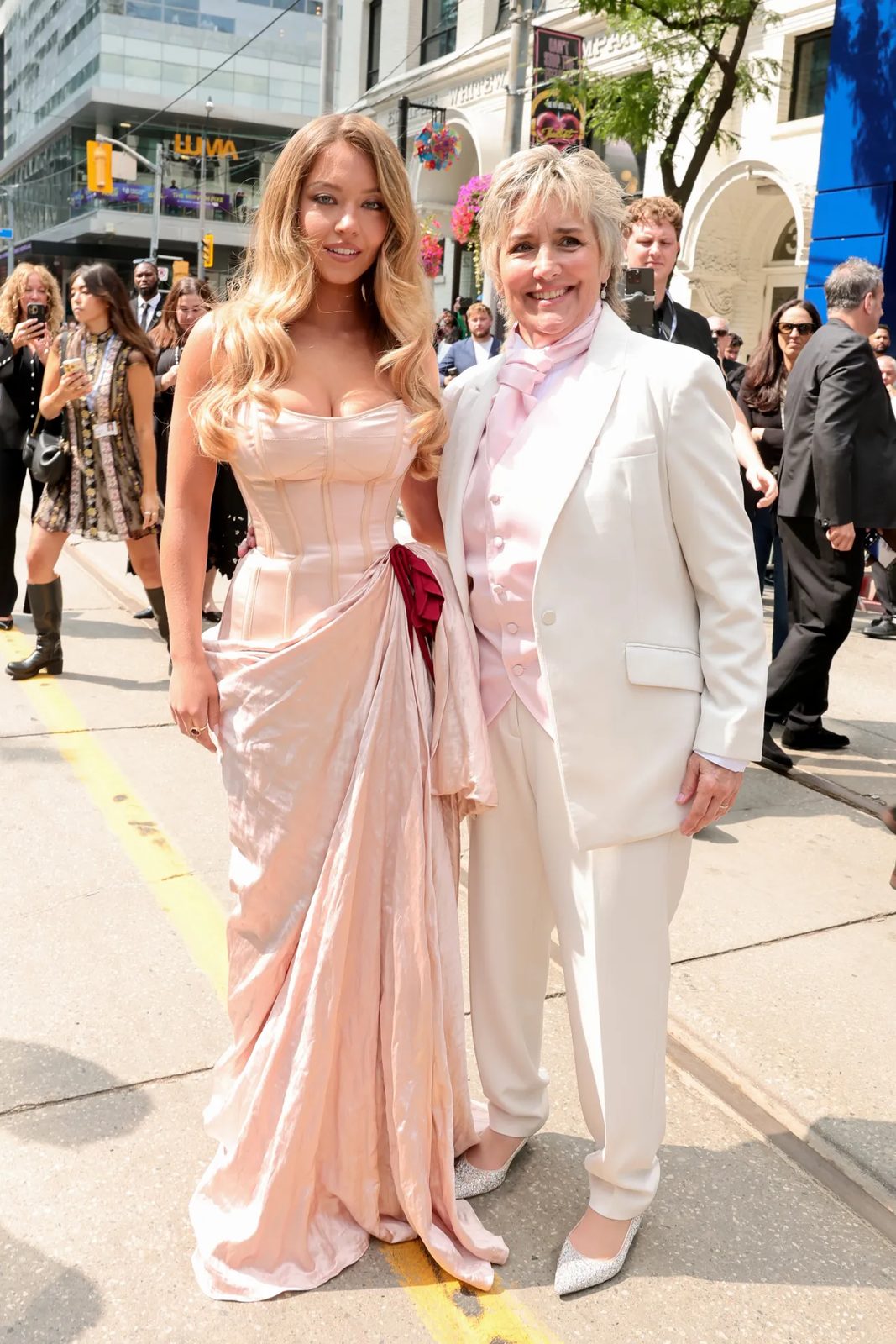 Торонто-2025: Сидни Суини, Эль Фаннинг и Райан Рейнольдс