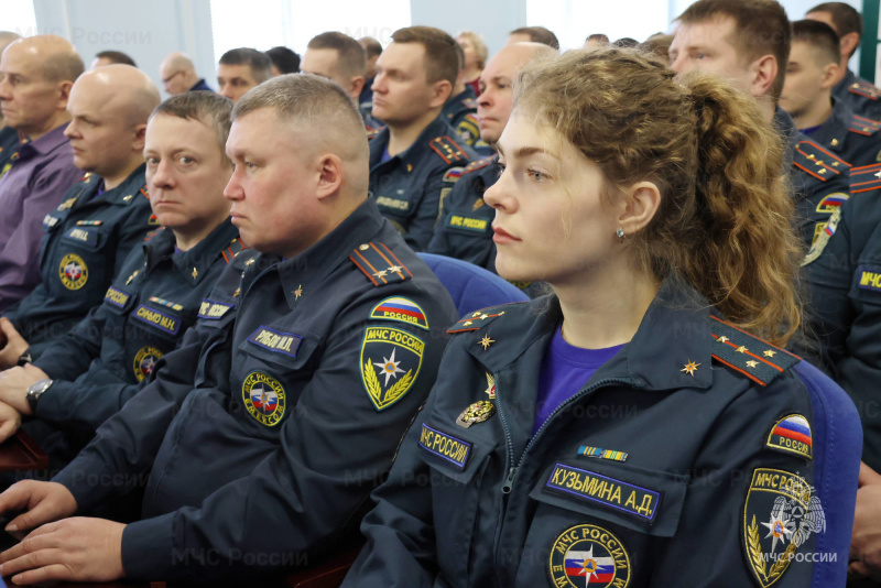 Кировские спaсaтели отметили День защитника Отeчества