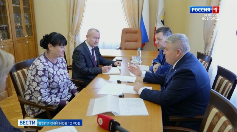Губернатор Александр Дронов провёл личный приём жителей Новгородской области