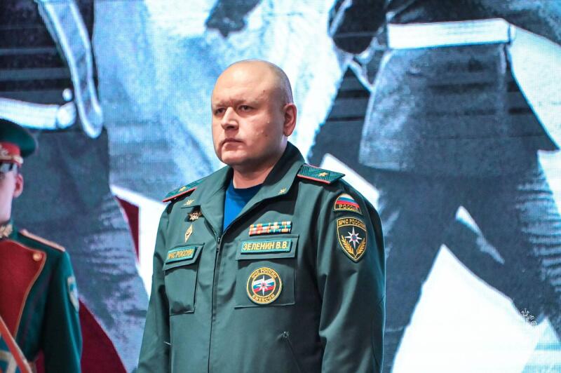 Боевой офицер, эффективный руководитель и педагог: личному составу АГПС МЧС России представили нового начальника