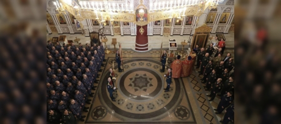 Благодарственный молебен с крестным ходом состоялся в Главном храме Росгвардии в преддверии Дня Победы