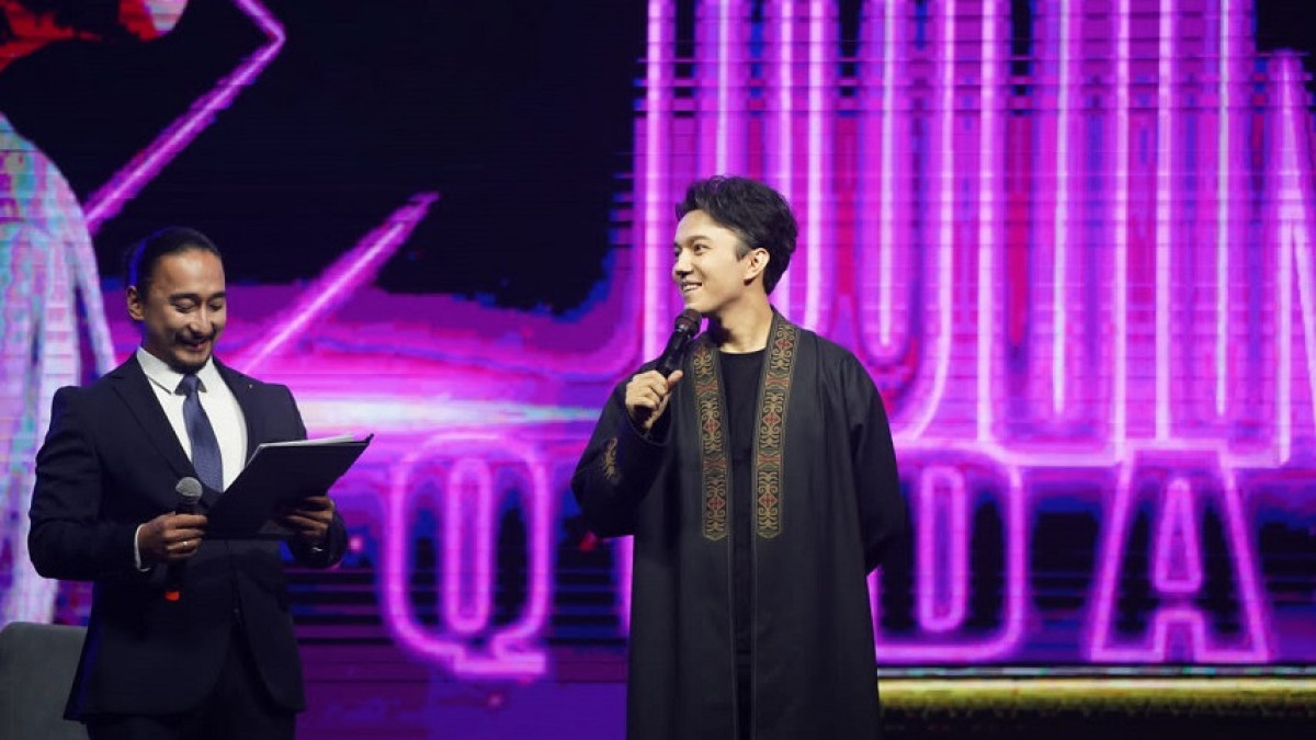 Концерт димаша кудайбергенов в казахстане. Гимн казахстана димаш кудайбергенов. Димаш. Димаш бэк-вокалисты. Димаш кудайберген поет.