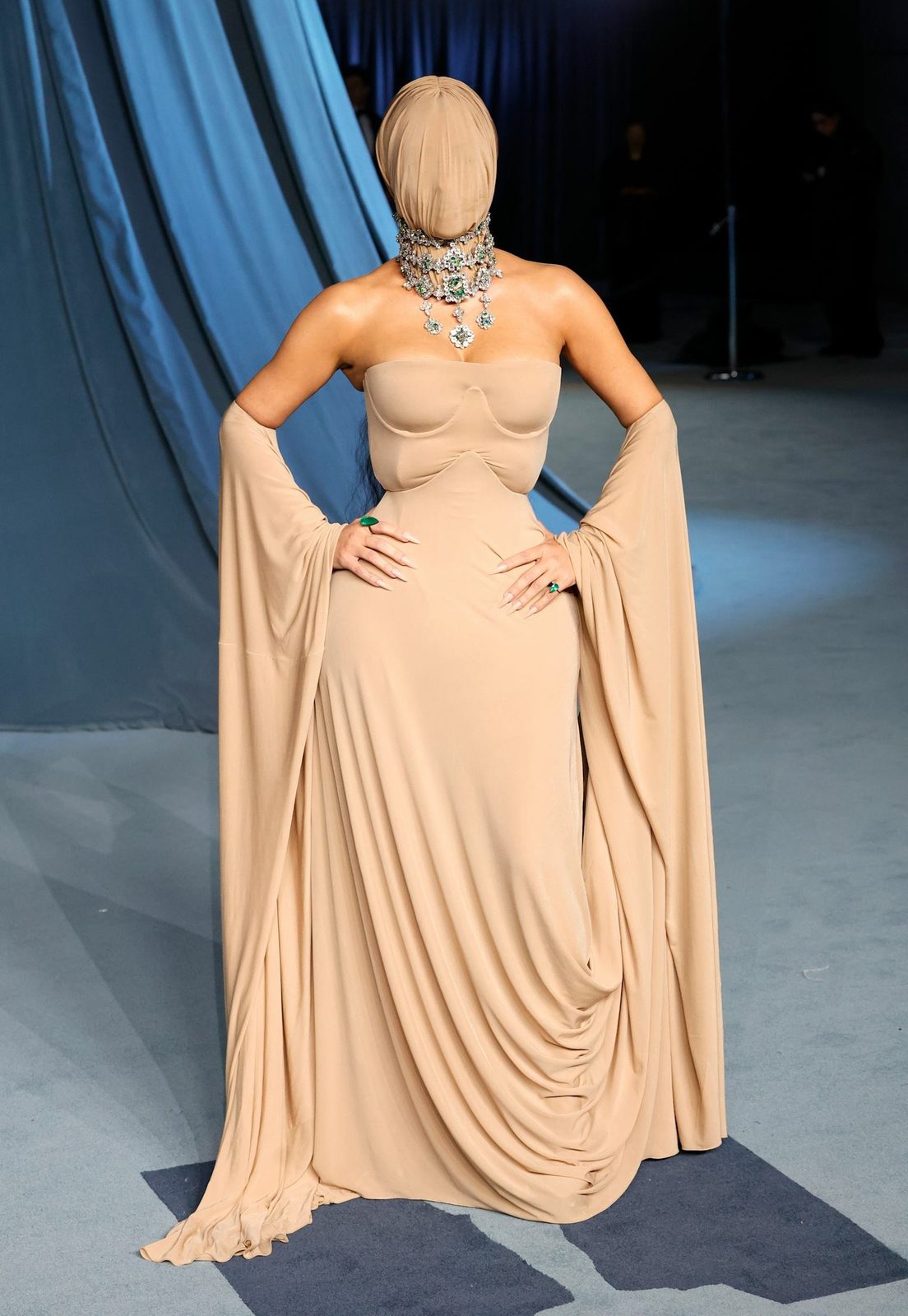 Культурный выход: Кирстен Данст, Деми Мур и Маколей Калкин