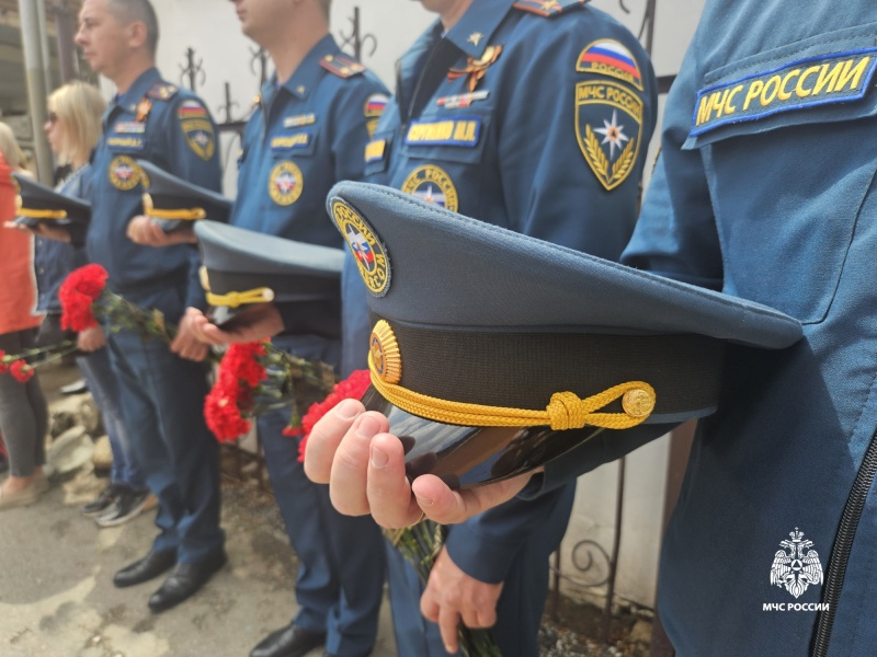 Открытие доски памяти в Алуште