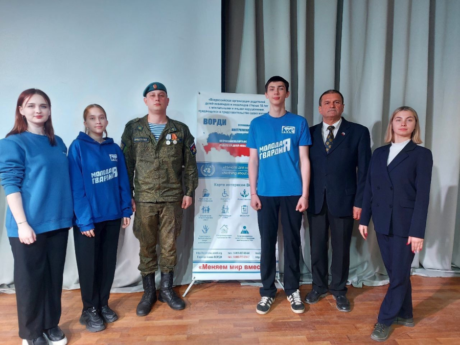 Служба по контракту