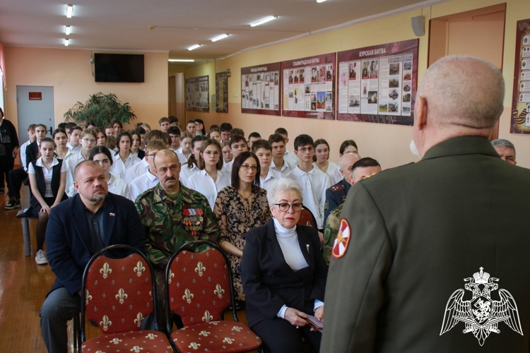 В Ставрополе чествовали ветеранов войск правопорядка в лицее имени Героя России Владимира Нургалиева