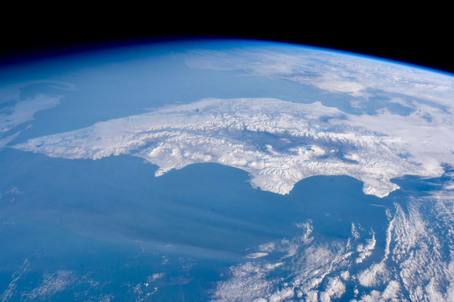 На Камчатке готовят новый географический атлас. Фото: Олег Артемьев