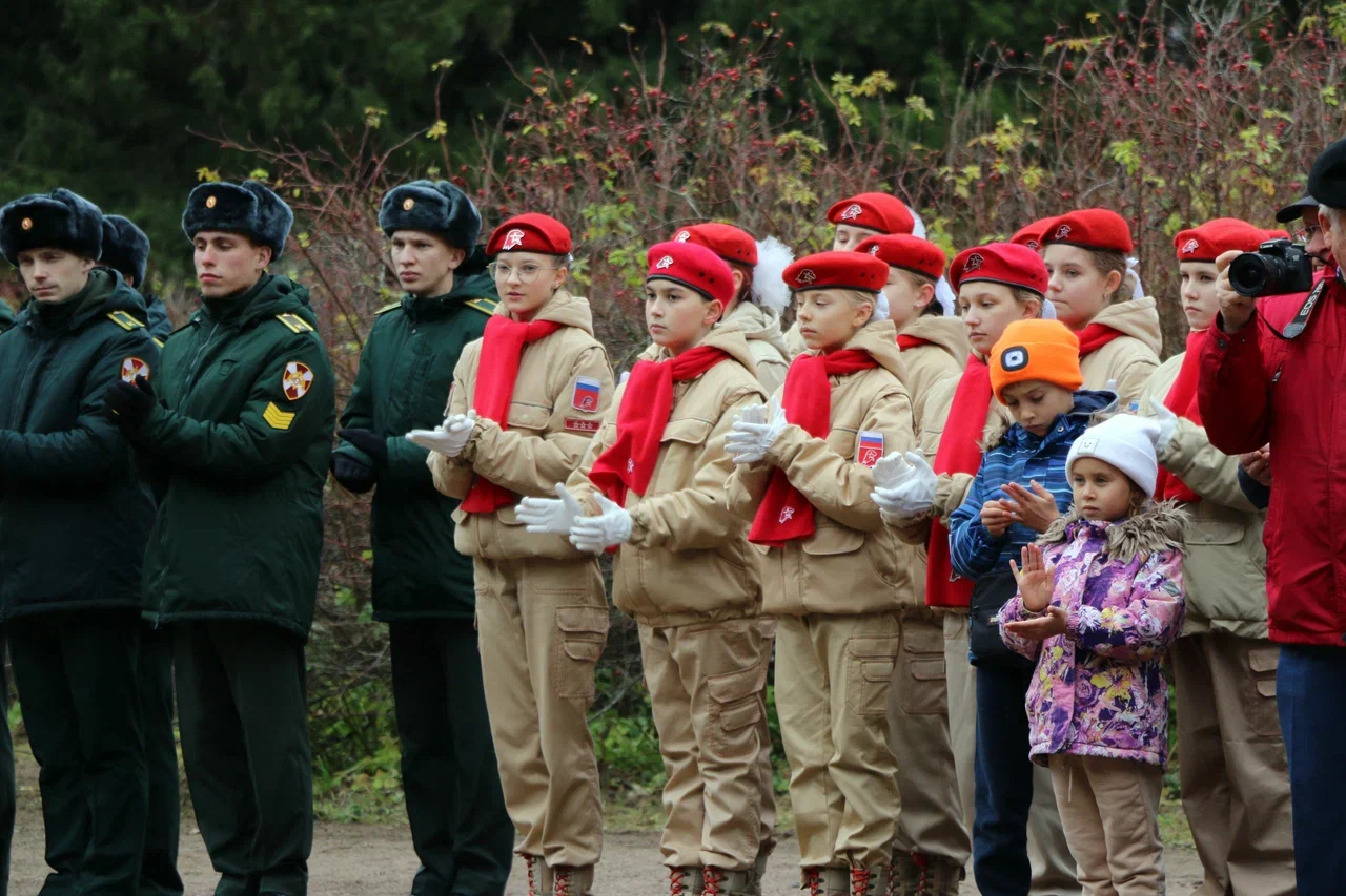 В Павловске открыли памятный знак, посвященный «Роще олимпийских чемпионов»5