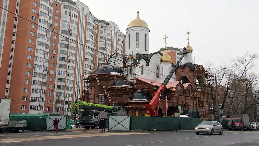 в москве строят храм. храм христа спасителя стройка. храм ермогена москва. восстанавливающийся храм в москве. храм в ростокино кирилла и мефодия проект.