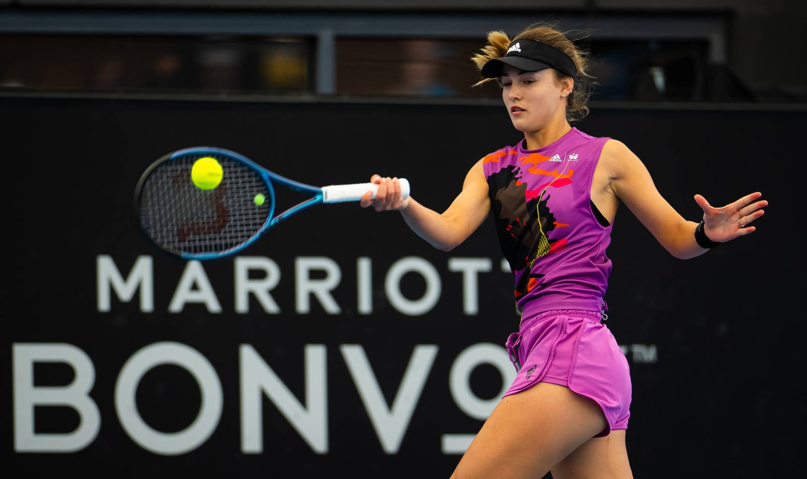 Калинская проиграла Осорио во втором круге турнира в Пекине