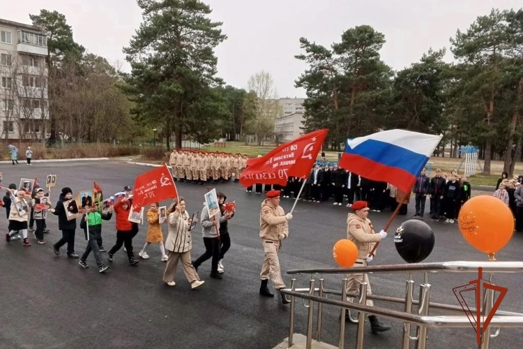 Росгвардейцы выступили экспертами в патриотическом конкурсе строя и песни в Томской области