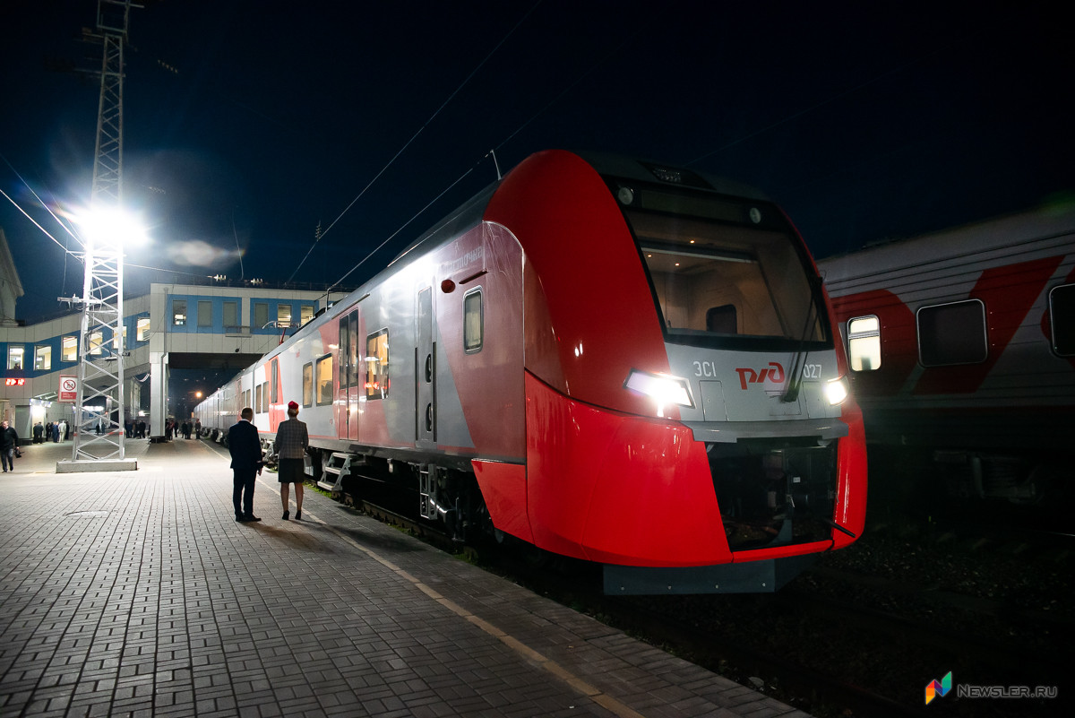 Сколько едет ласточка от нижнего до москвы