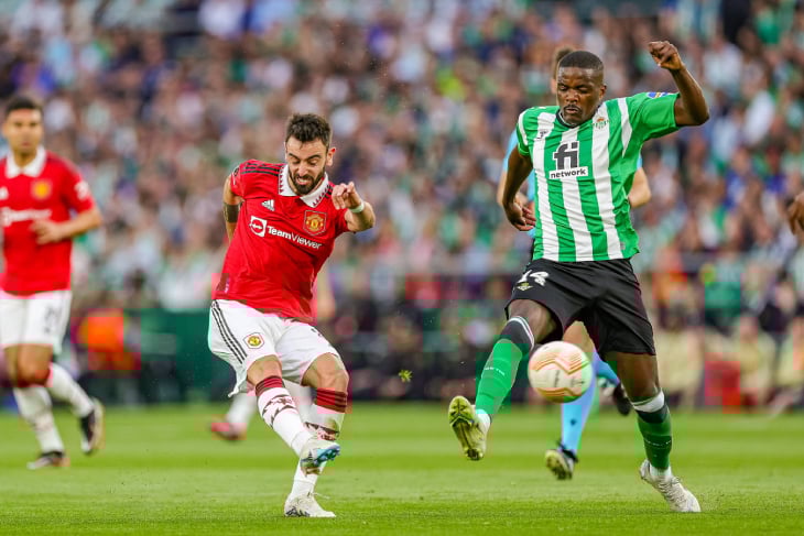 Исход матча 9 букв. Нападающий форвард. Угадай исходы футбольных матчей. Исход матча. Исход матча.