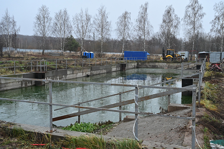Еще один момент, который беспокоил депутатов, — что будут делать с иловыми осадками