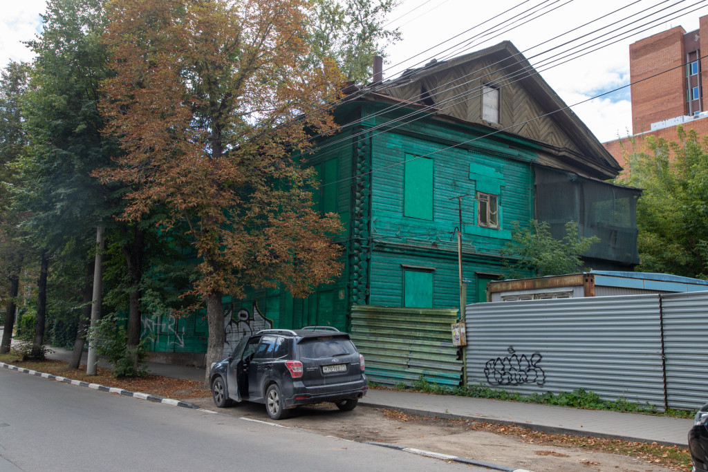 Дом 100 лет. Дом 100 лет. Дом 100 лет. Дом достоевского казань. Дом которому 100 лет.