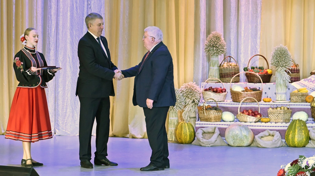 В Брянской области назвали лучший район по итогам сельскохозяйственного года