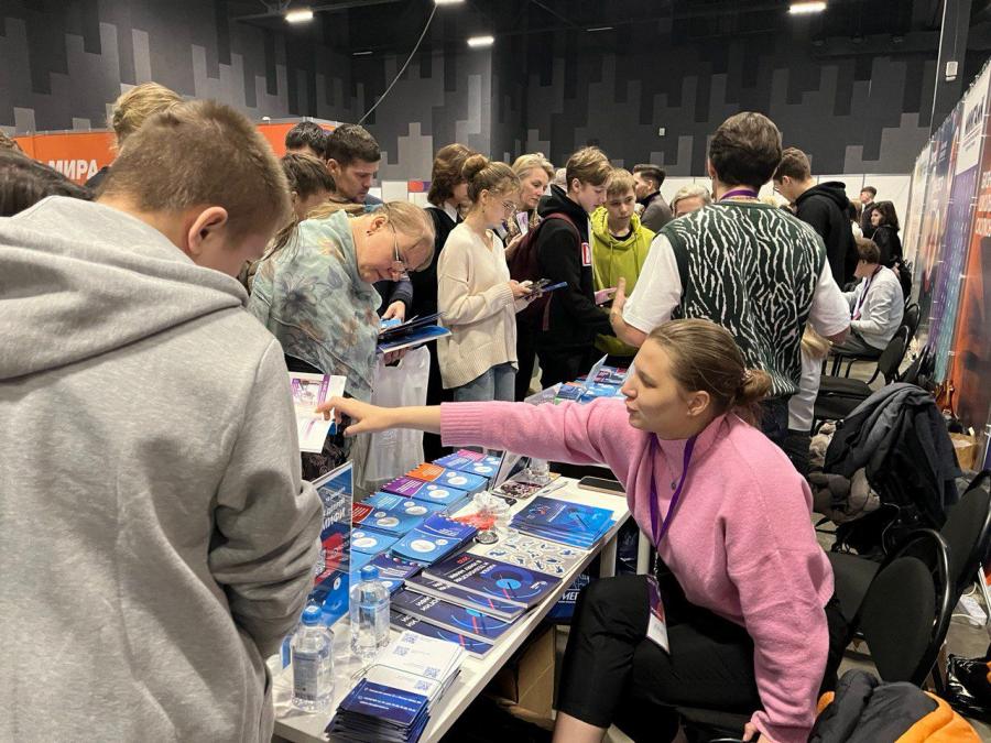 Колледж связи 54 таганская. Выставка колледжей в москве 2025. Колледж имени вострухина 54. Выставка колледжей в москве 2025. Колледж связи 54 коломенская.