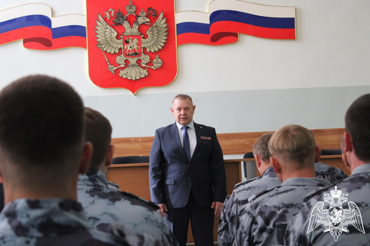 Липецкий ОМОН отмечает профессиональный праздник