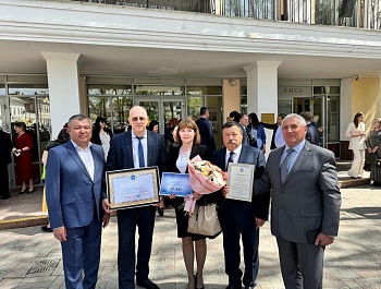  Красноярские муниципальные служащие удостоены региональных наград