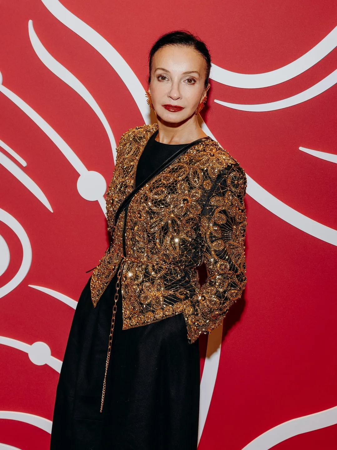 Блеск и нищета красных дорожек: Гвинет Пэлтроу с детьми, Тимоти Шаламе с мамой и Ксения Собчак со всеми