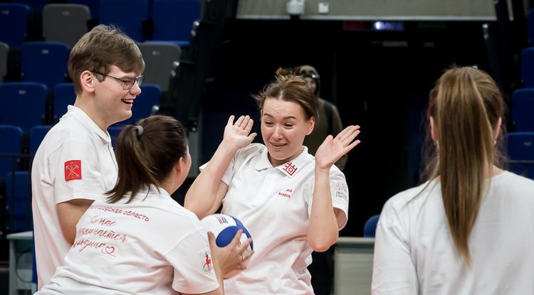 Финалисты всероссийского конкурса «Первый учитель» побывали в «Белгород Арене»