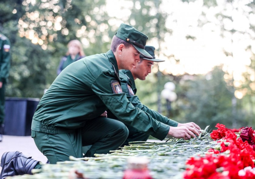 Тысячи свечей зажгли в Красногорске 22 июня