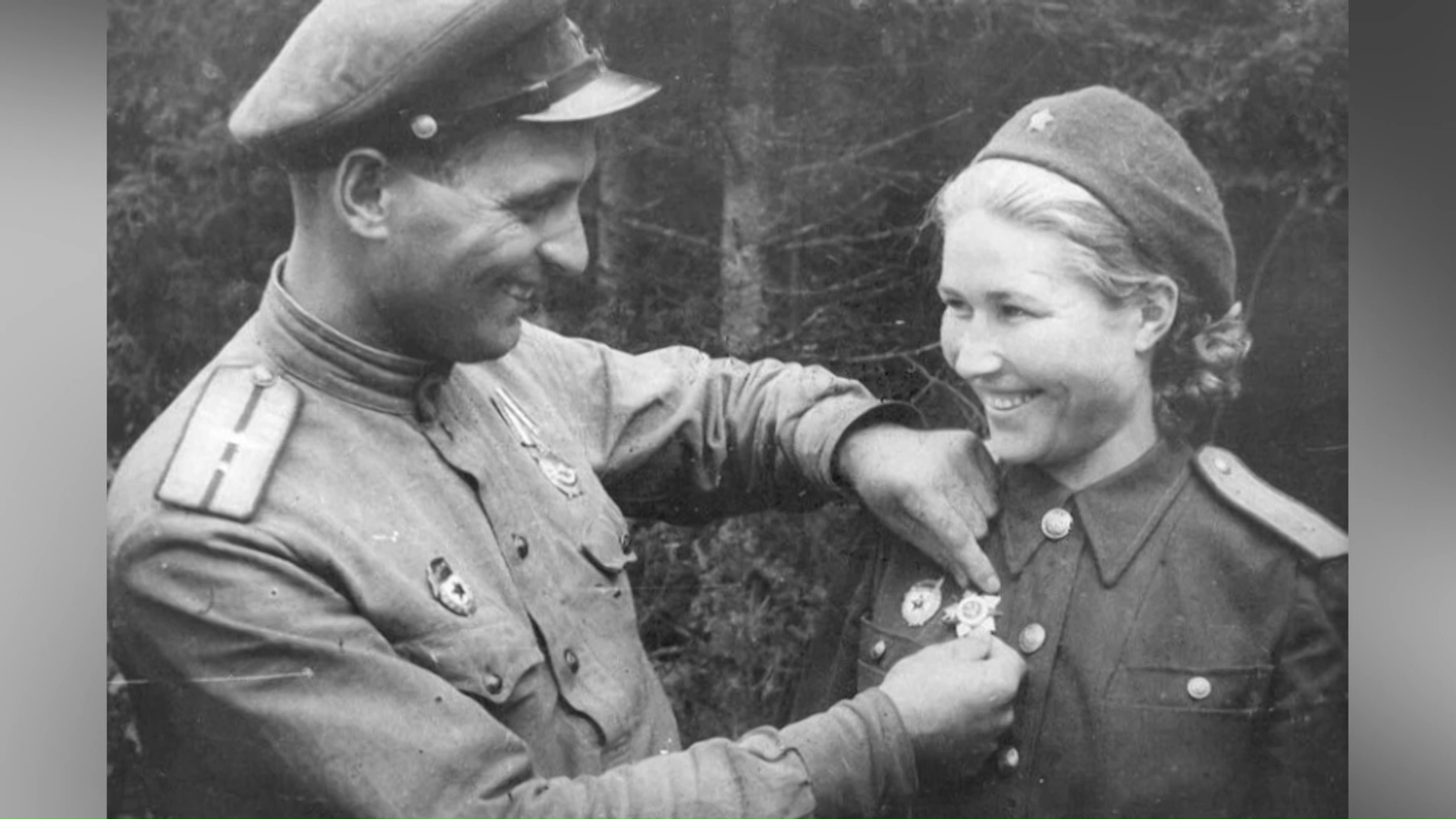 Любовь на линии огня: об удивительной истории семьи танкистов Бойко рассказали «Вестям» их родные