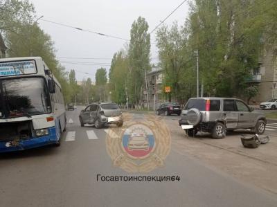 В Саратове произошла очередная авария с общественным транспортом